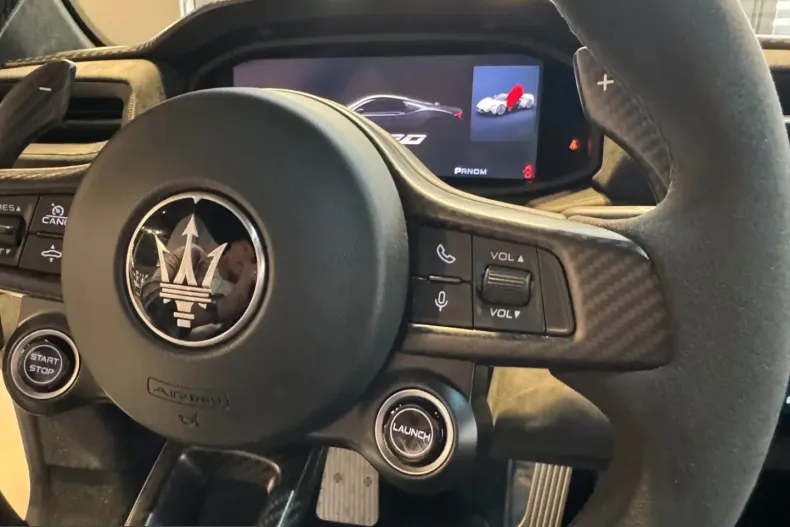 Maserati MC20 din 2023 cu 2.800 km - oferta MAS223455 - foto 19