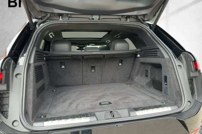 Land Rover Range Rover Sport din 2025 cu 16.986 km - oferta LAN223458 - foto 7