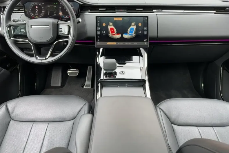 Land Rover Range Rover Sport din 2025 cu 16.986 km - oferta LAN223458 - foto 10