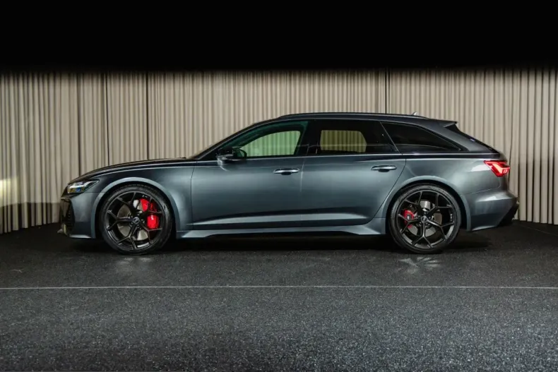 Audi RS6 din 2024 cu 16.500 km - oferta AUD223461 - foto 2