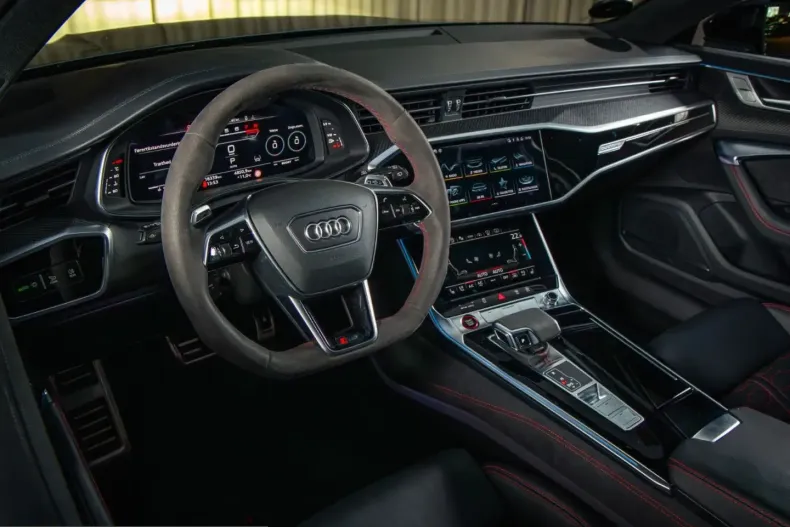 Audi RS6 din 2024 cu 16.500 km - oferta AUD223461 - foto 13