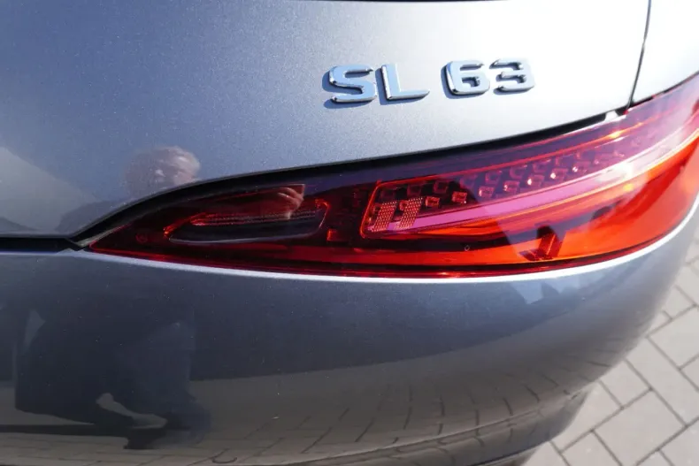 Mercedes-Benz SL 63 AMG (Clasa SL) din 2022 cu 4.000 km - oferta MER223466 - foto 29