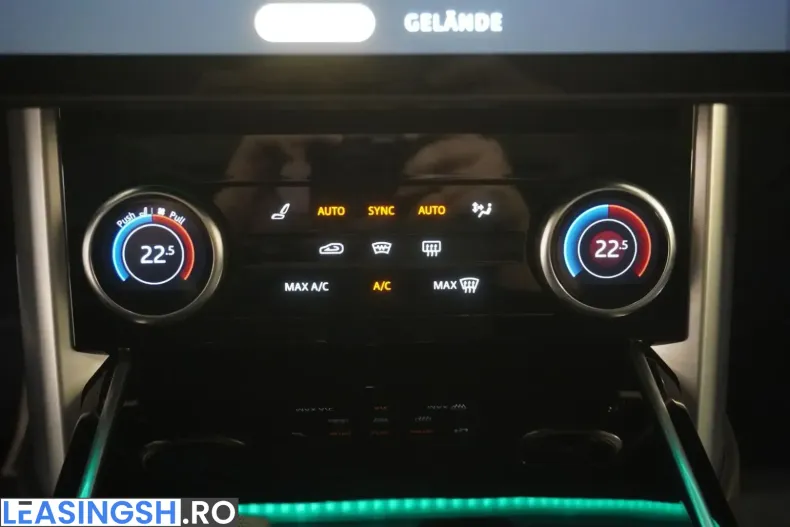 Land Rover Range Rover din 2024 cu 21.000 km - oferta LAN223469 - foto 17