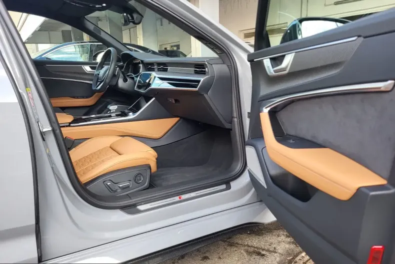 Audi RS6 din 2024 cu 15.000 km - oferta AUD223471 - foto 26