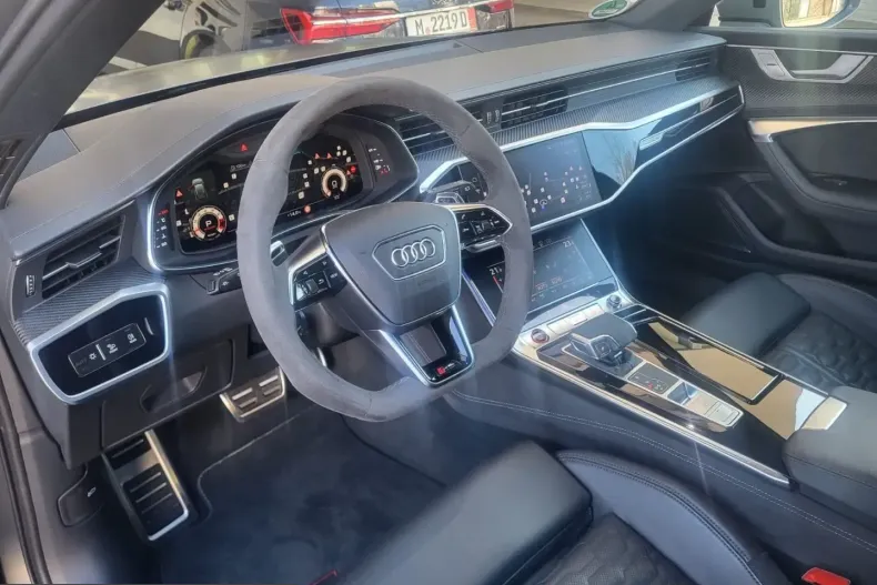 Audi RS6 din 2024 cu 9.900 km - oferta AUD223472 - foto 11