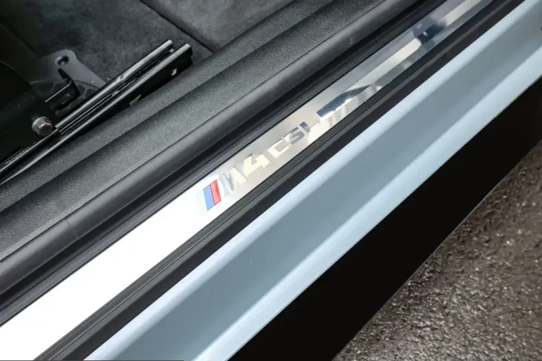 BMW M4 (Seria 4) din 2022 cu 7.500 km - oferta BMW223474 - foto 19