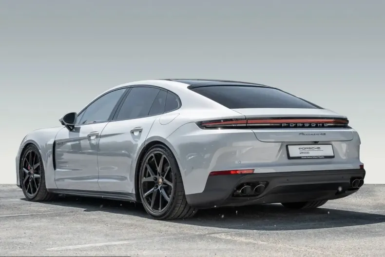 Porsche Panamera din 2024 cu 15.300 km - oferta POR223475 - foto 3