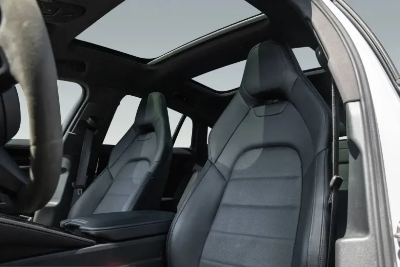Porsche Panamera din 2024 cu 15.300 km - oferta POR223475 - foto 5
