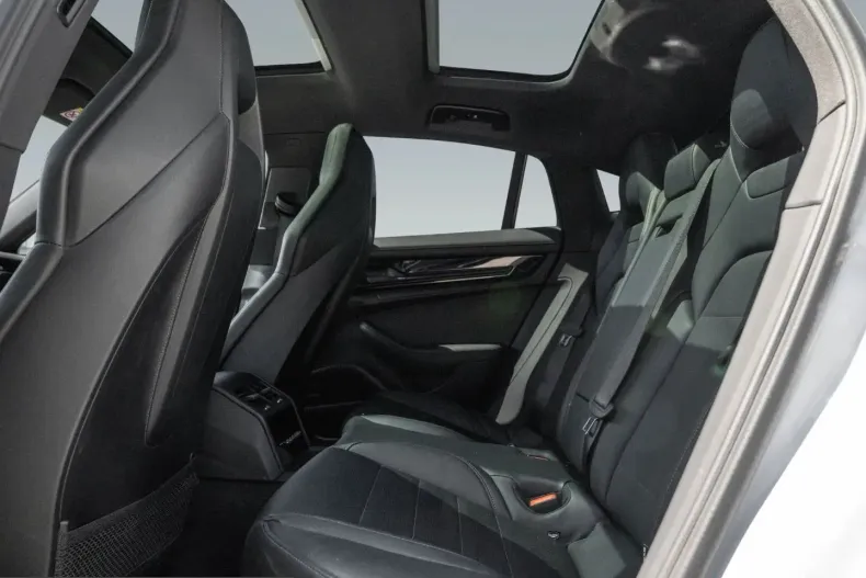 Porsche Panamera din 2024 cu 15.300 km - oferta POR223475 - foto 18