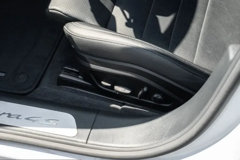 Porsche Panamera din 2024 cu 15.300 km - oferta POR223475 - foto 21