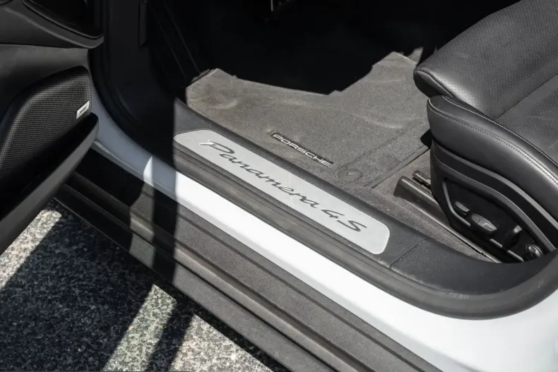 Porsche Panamera din 2024 cu 15.300 km - oferta POR223475 - foto 22