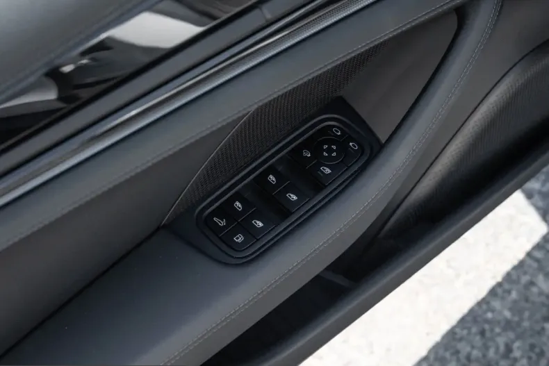 Porsche Panamera din 2024 cu 15.300 km - oferta POR223475 - foto 23