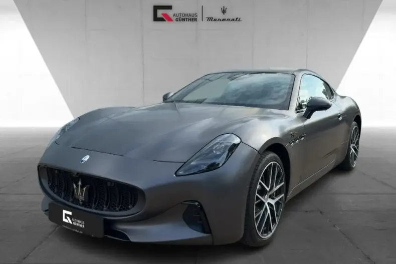 Maserati Granturismo din 2025 cu 1.621 km - oferta MAS223478 - foto 1