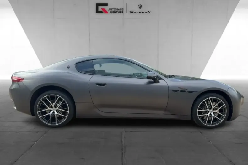 Maserati Granturismo din 2025 cu 1.621 km - oferta MAS223478 - foto 5