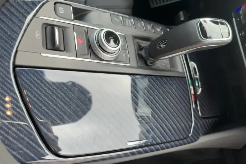 Maserati Levante din 2023 cu 6.895 km - oferta MAS223480 - foto 13