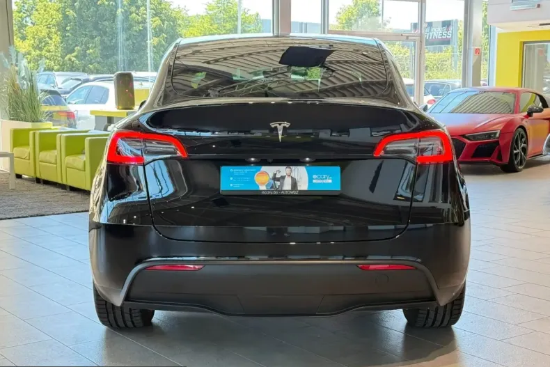 Tesla Model Y din 2023 cu 60.000 km - oferta TES223481 - foto 4
