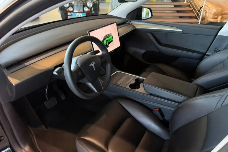 Tesla Model Y din 2023 cu 60.000 km - oferta TES223481 - foto 12