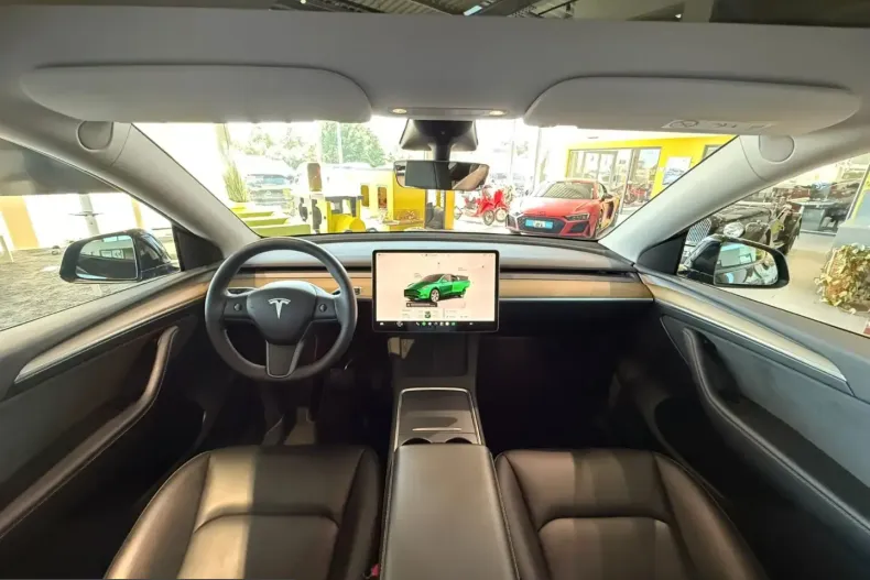 Tesla Model Y din 2023 cu 60.000 km - oferta TES223481 - foto 22