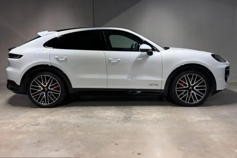 Porsche Cayenne din 2024 cu 23.700 km - oferta POR223489 - foto 7