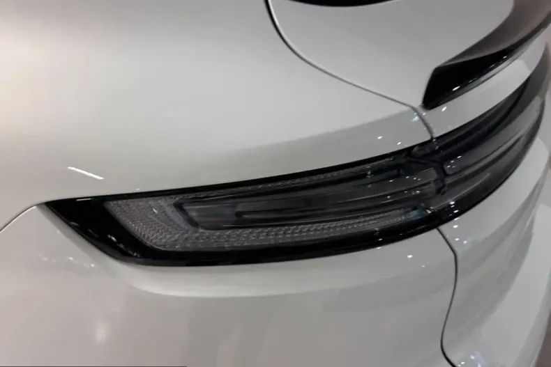 Porsche Cayenne din 2024 cu 23.700 km - oferta POR223489 - foto 11