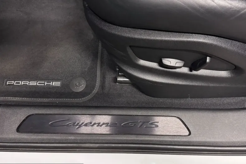 Porsche Cayenne din 2024 cu 23.700 km - oferta POR223489 - foto 15