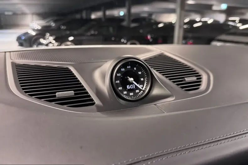Porsche Cayenne din 2024 cu 23.700 km - oferta POR223489 - foto 24