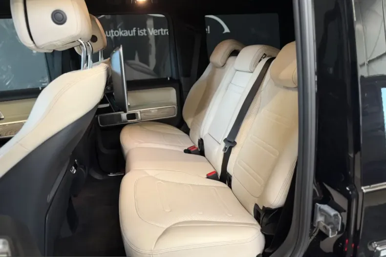 Mercedes-Benz G 400 (Clasa G) din 2023 cu 42.000 km - oferta MER223492 - foto 14