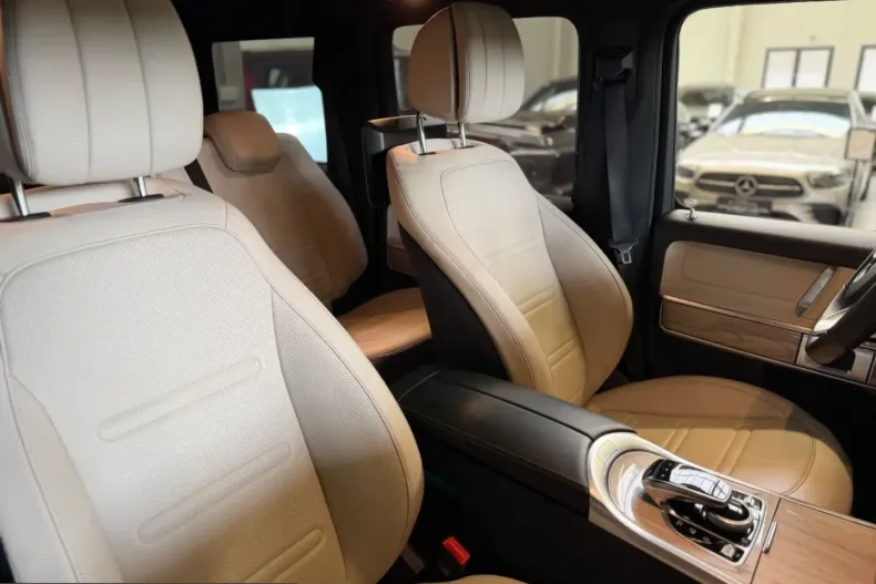 Mercedes-Benz G 400 (Clasa G) din 2023 cu 42.000 km - oferta MER223492 - foto 26