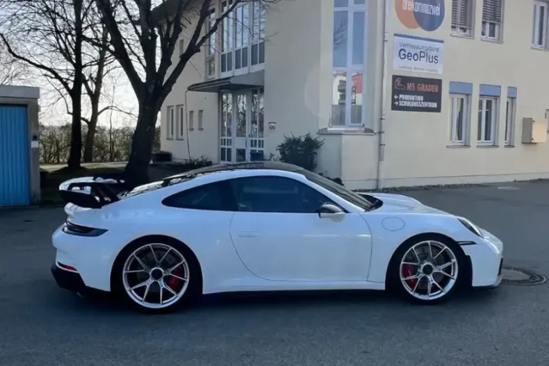 Porsche 992 din 2022 cu 13.307 km - oferta POR223494 - foto 4