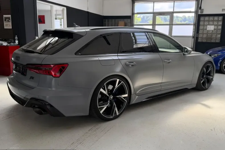 Audi RS6 din 2022 cu 40.450 km - oferta AUD223495 - foto 4