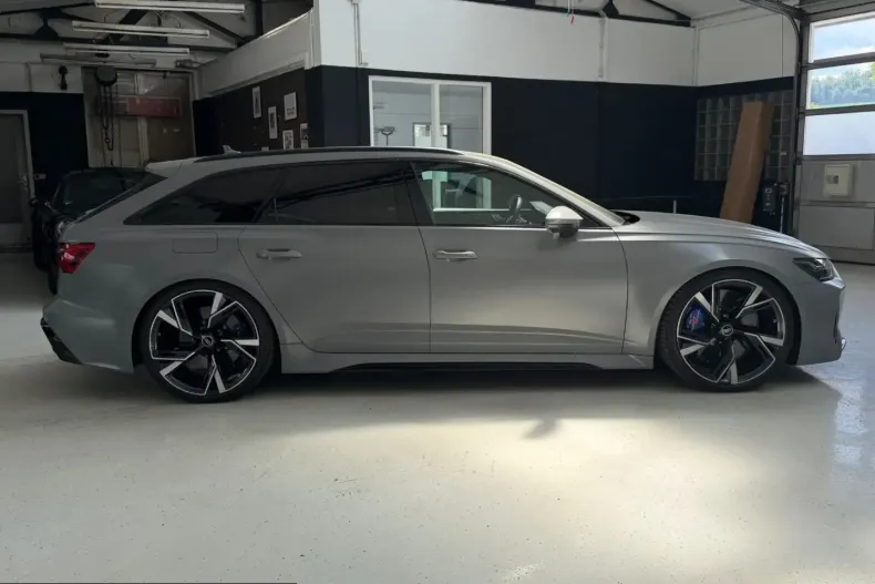 Audi RS6 din 2022 cu 40.450 km - oferta AUD223495 - foto 5