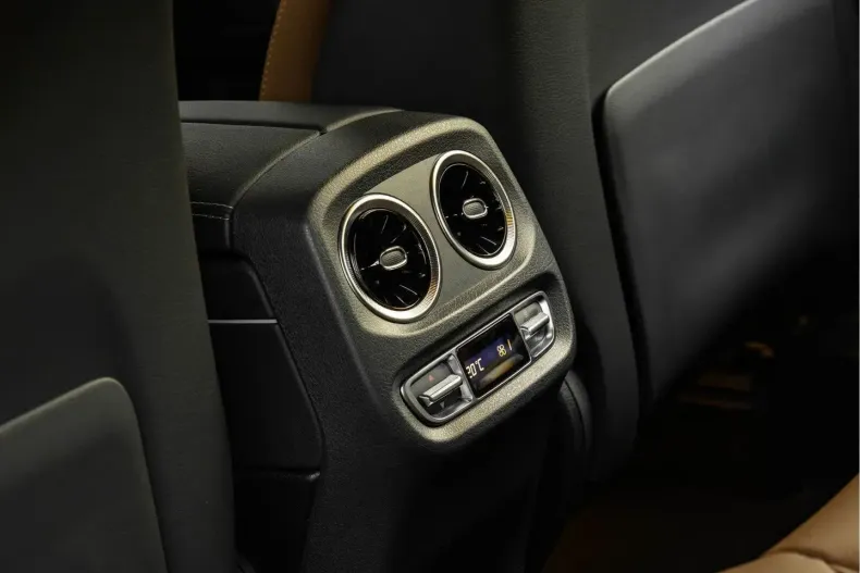 Mercedes-Benz G 580 (Clasa G) din 2025 cu 9.925 km - oferta MER223504 - foto 28