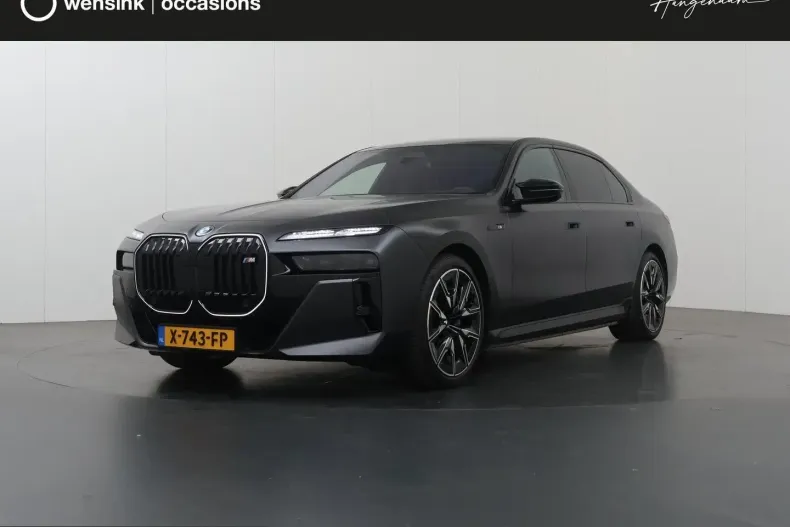 BMW i7 (Seria 7) din 2023 cu 52.019 km - oferta BMW223508 - foto 1