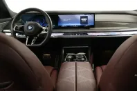 BMW i7 (Seria 7) din 2023 cu 52.019 km - oferta BMW223508 - foto 9