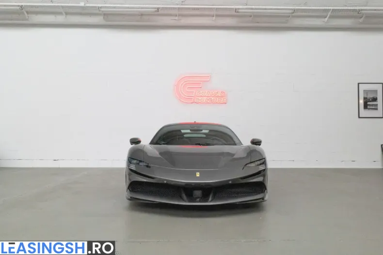 Ferrari SF90 din 2022 cu 3.300 km - oferta FER223512 - foto 6