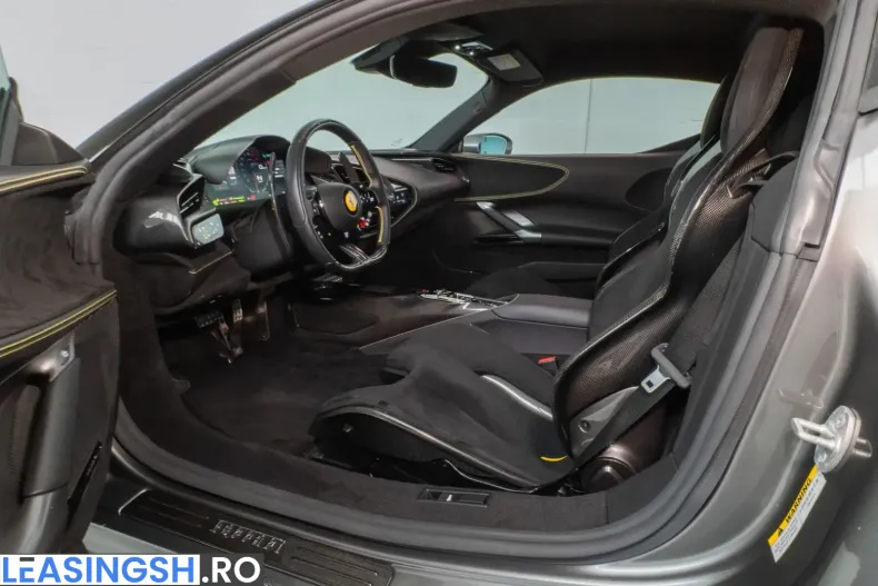 Ferrari SF90 din 2022 cu 3.300 km - oferta FER223512 - foto 24