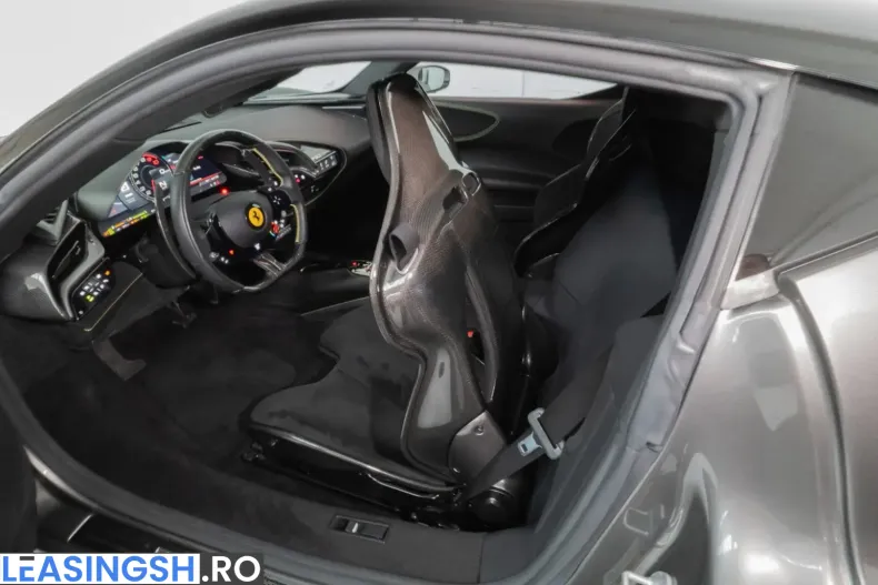Ferrari SF90 din 2022 cu 3.300 km - oferta FER223512 - foto 26