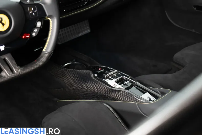 Ferrari SF90 din 2022 cu 3.300 km - oferta FER223512 - foto 30