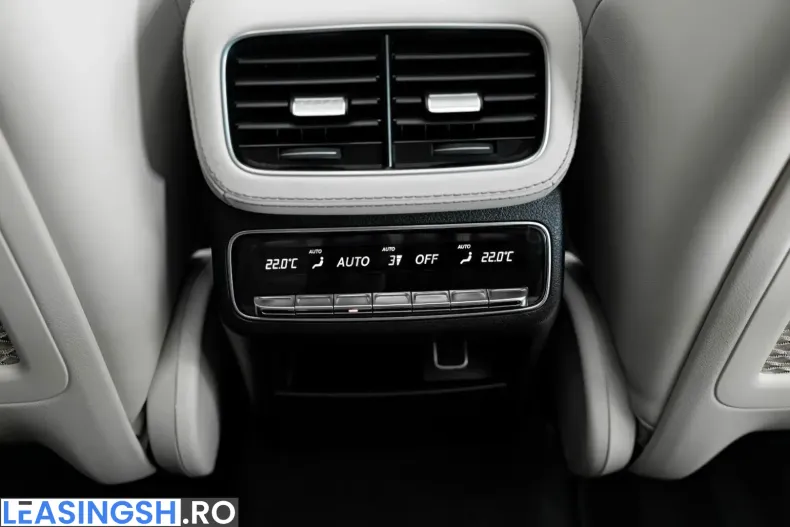 Mercedes-Benz GLE 63 AMG (Clasa GLE) din 2022 cu 33.500 km - oferta MER223513 - foto 48