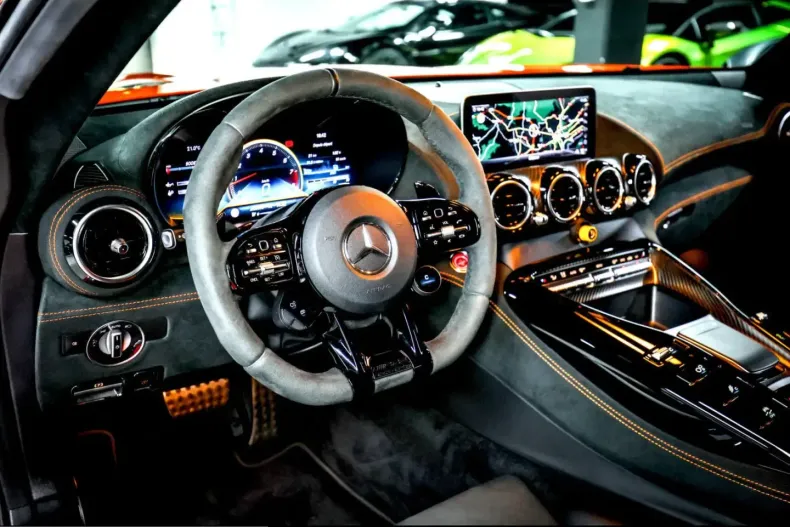 Mercedes-Benz AMG GT (Clasa GT) din 2022 cu 2.460 km - oferta MER223514 - foto 11