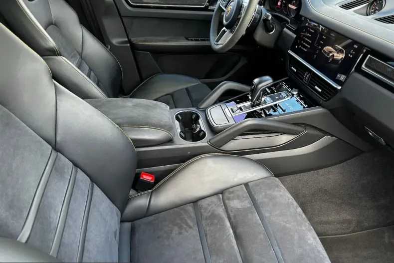 Porsche Cayenne din 2023 cu 53.700 km - oferta POR223516 - foto 19