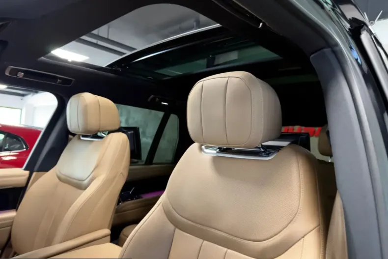 Land Rover Range Rover din 2022 cu 15.000 km - oferta LAN223521 - foto 16