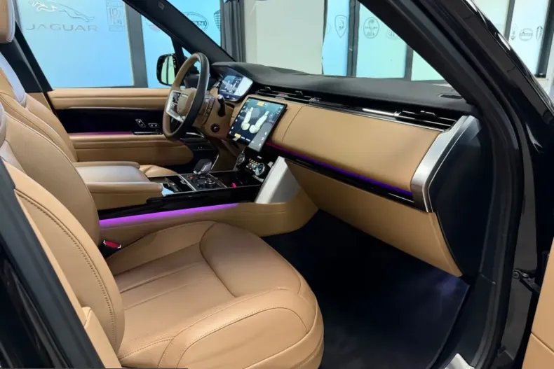Land Rover Range Rover din 2022 cu 15.000 km - oferta LAN223521 - foto 44