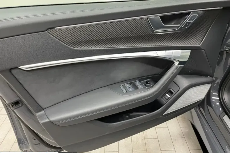 Audi RS6 din 2022 cu 19.900 km - oferta AUD223525 - foto 13