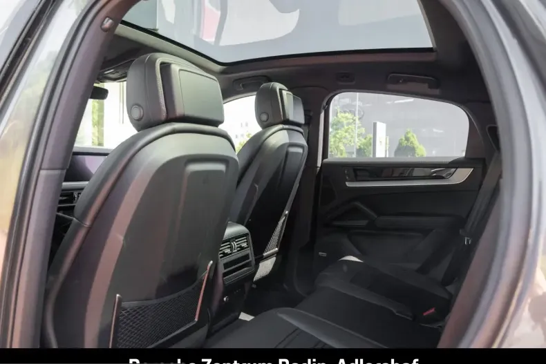 Porsche Cayenne din 2025 cu 19.279 km - oferta POR223543 - foto 6