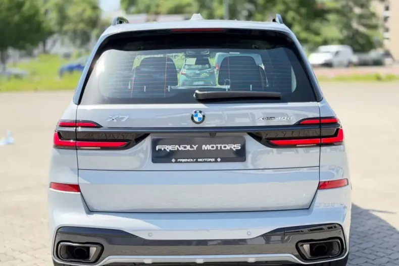 BMW X7 (Seria X) din 2023 cu 19.980 km - oferta BMW223546 - foto 6