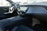 Mercedes-Benz E 300 (Clasa E) din 2025 cu 7.680 km - oferta MER223547 - foto 2