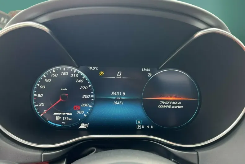Mercedes-Benz AMG GT (Clasa GT) din 2021 cu 18.450 km - oferta MER223552 - foto 14