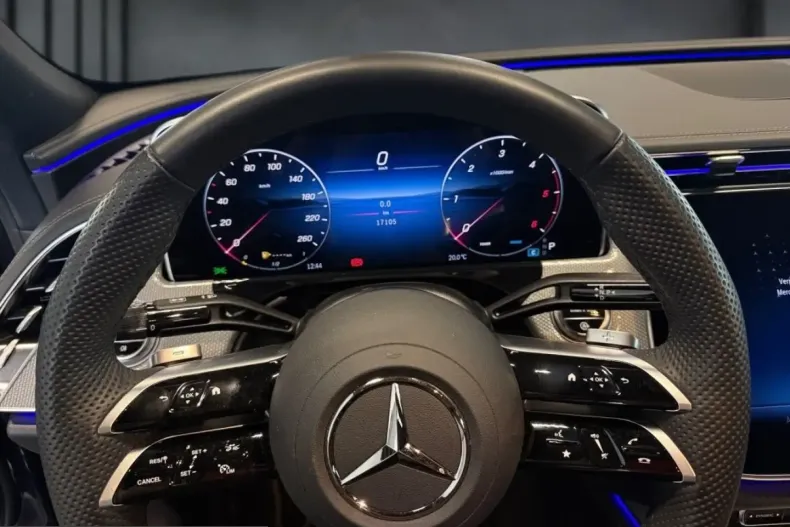 Mercedes-Benz E 220 (Clasa E) din 2025 cu 17.098 km - oferta MER223569 - foto 6