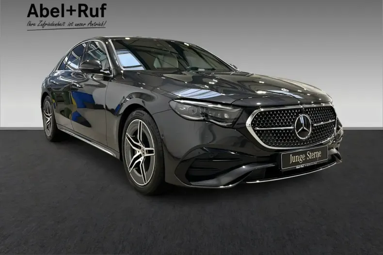Mercedes-Benz E 220 (Clasa E) din 2025 cu 7.817 km - oferta MER223570 - foto 1